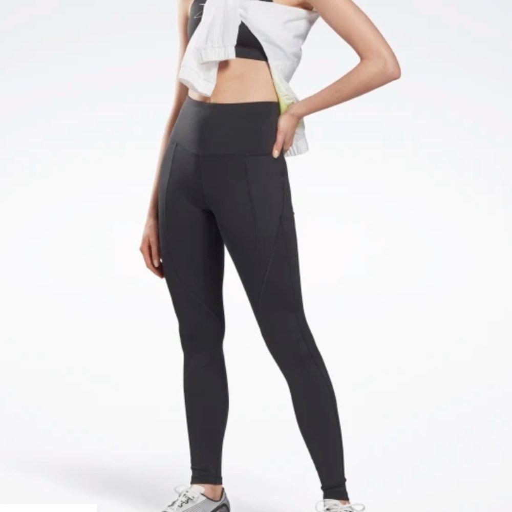 REEBOK | SPEEDWICK BLACK LEGGINGS W SIDE POCKET | SIZE S | GREAT CONDITION